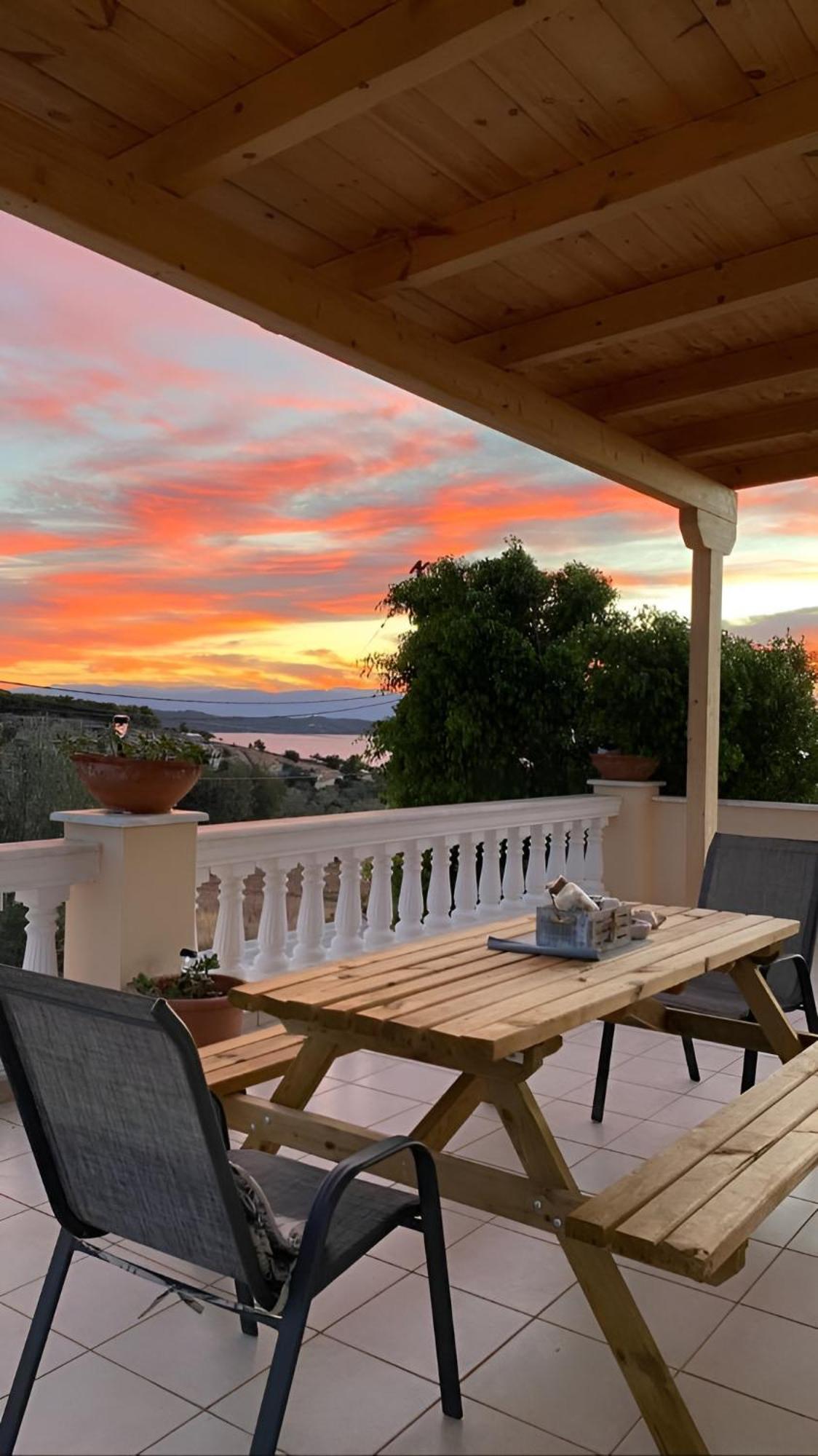Apartment Lepitsa Sunset View